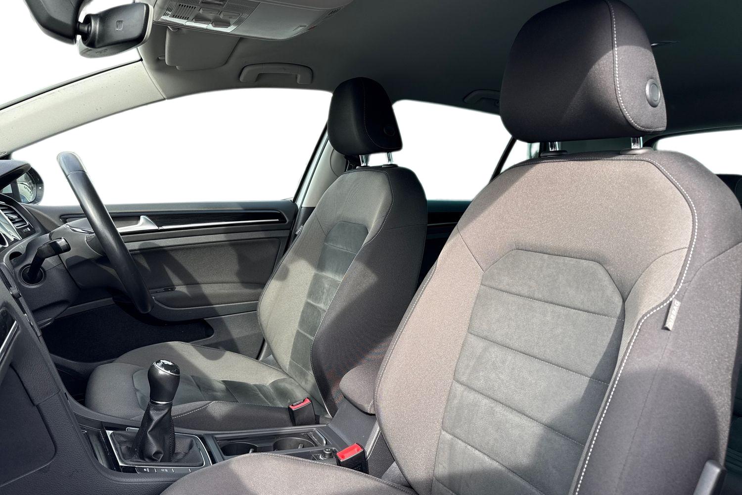 Used Volkswagen Golf 2020 for sale - 77849347: Photo 15