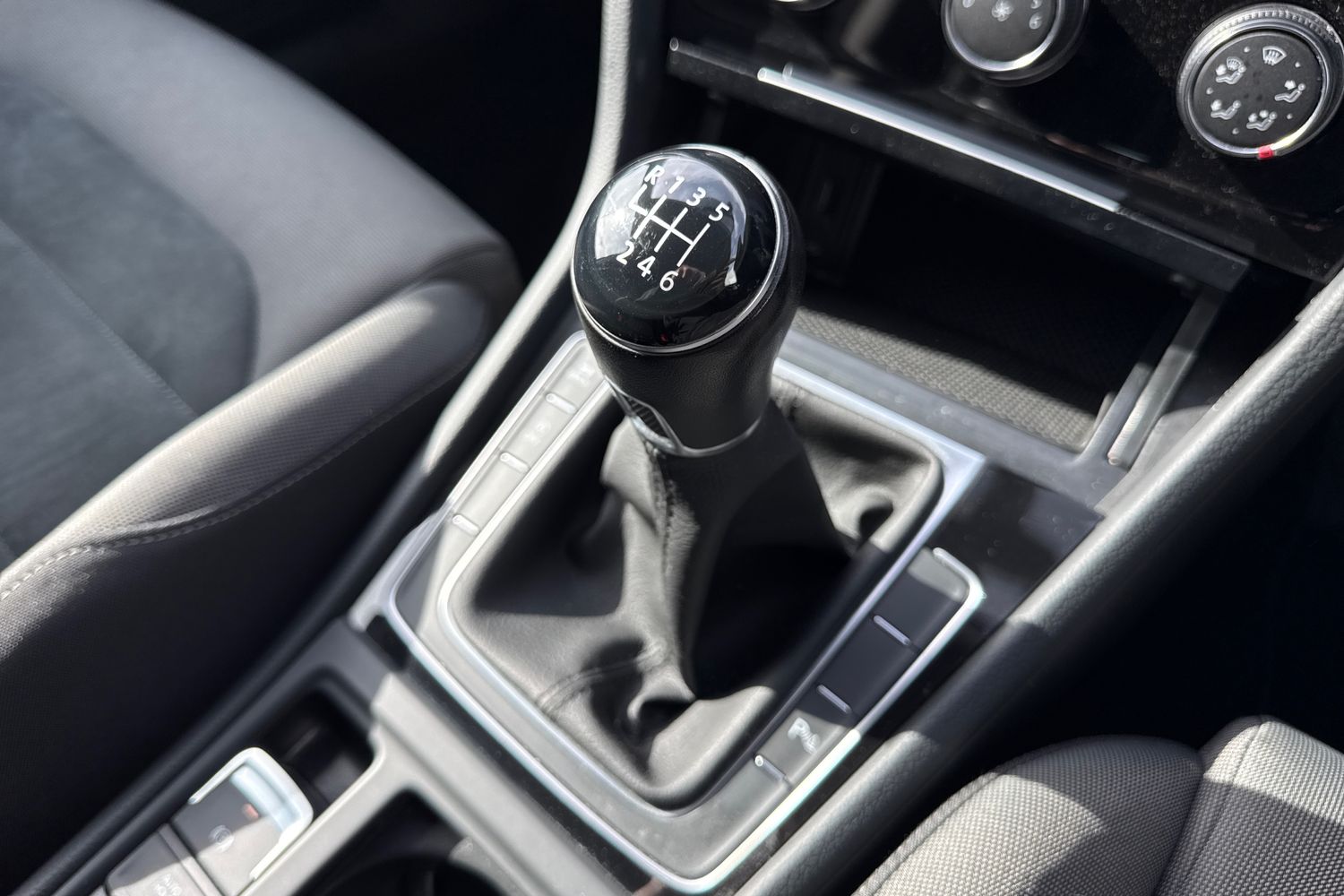 Used Volkswagen Golf 2020 for sale - 77849347: Photo 22