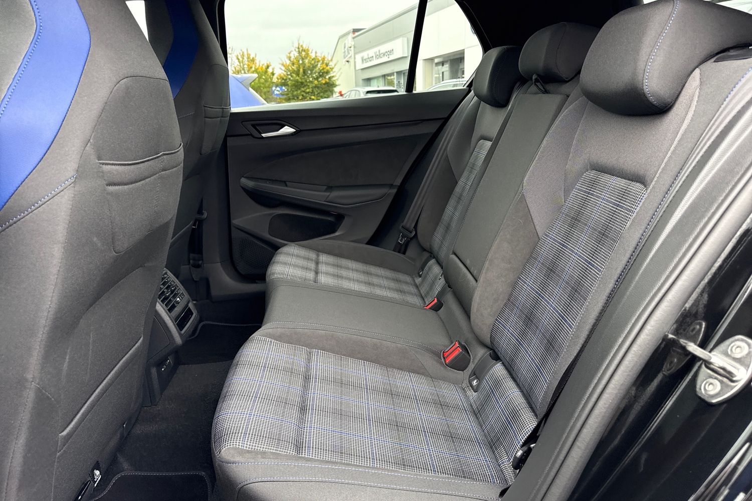 Used Volkswagen Golf 2025 for sale - 76368732: Photo 36