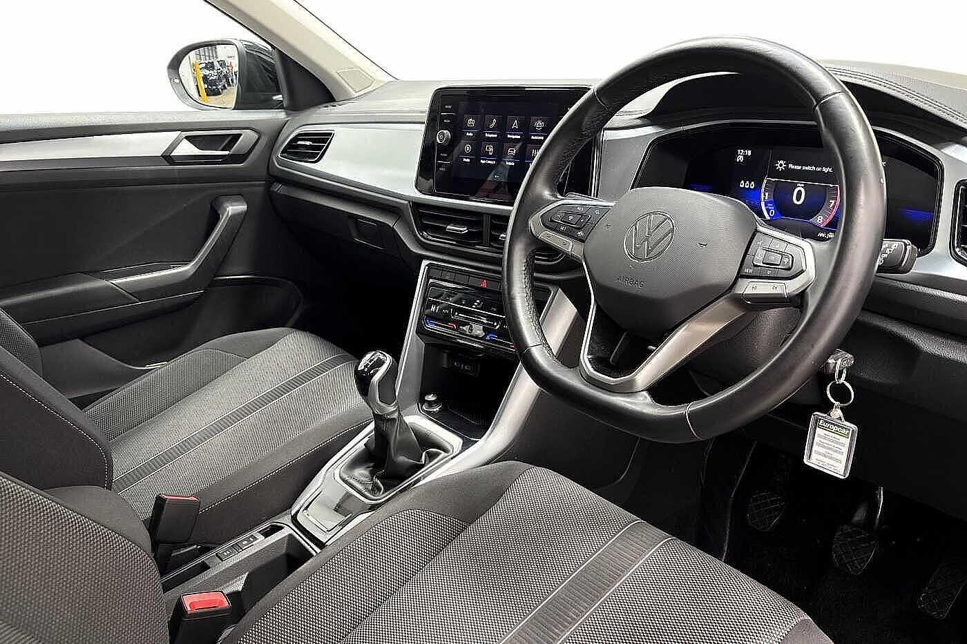 Used Volkswagen T-Roc 2024 for sale - 76934337: Photo 7