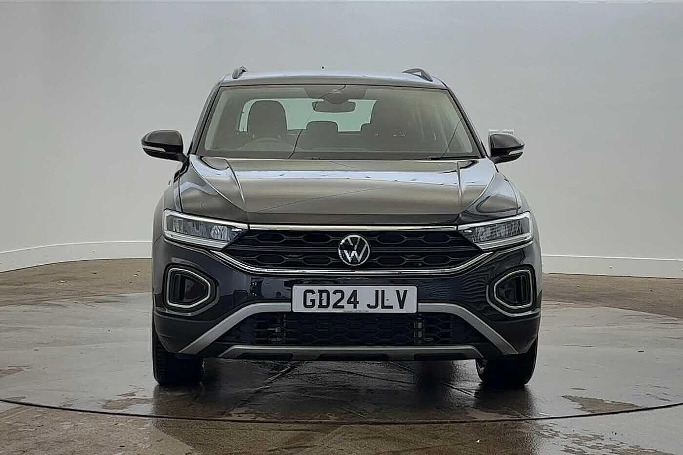 Used Volkswagen T-Roc 2024 for sale - 76934337: Photo 8