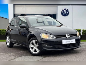 Volkswagen - Golf