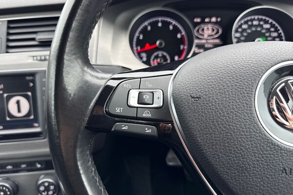 Used Volkswagen Golf 2016 for sale - 76224627: Photo 42