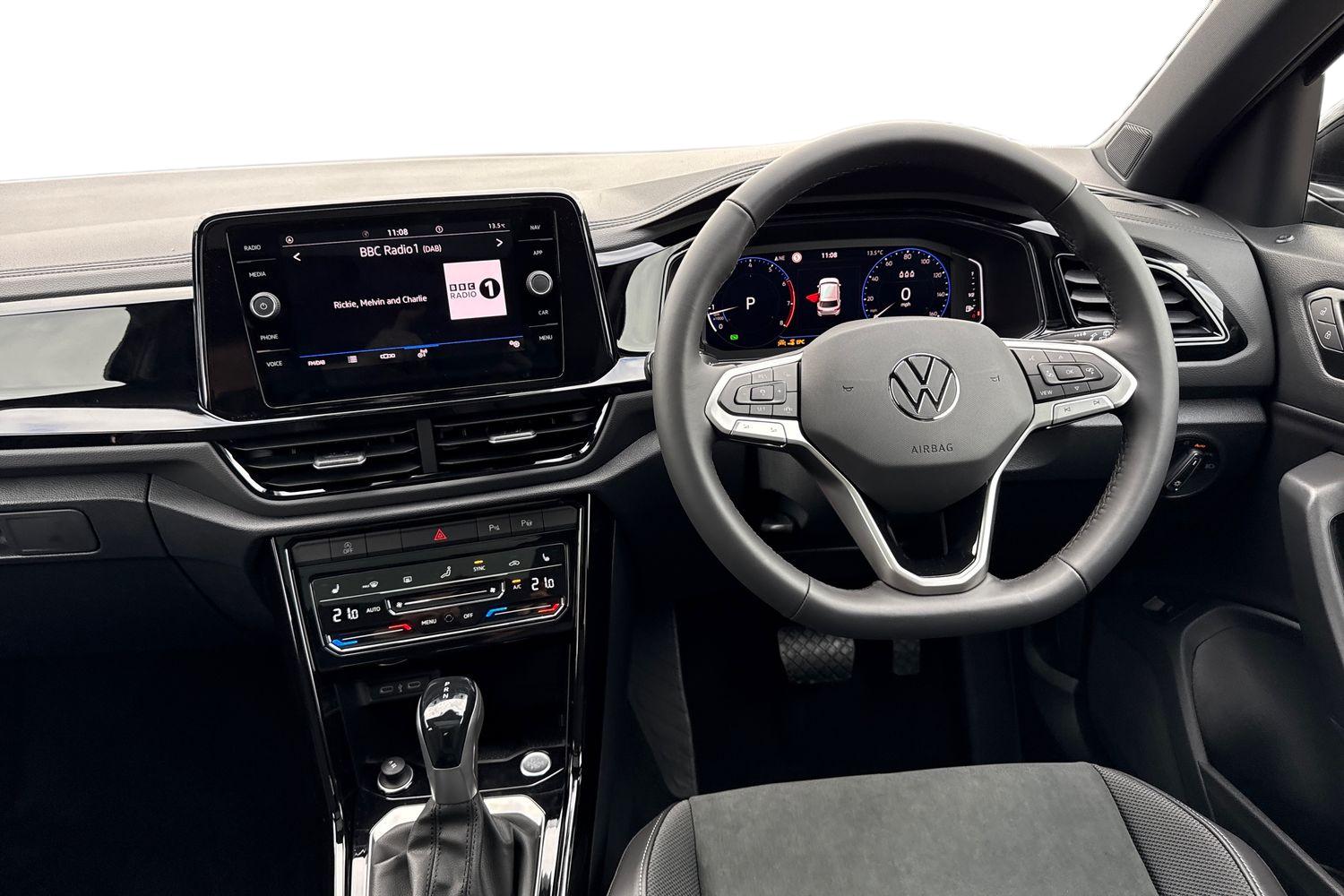 Used Volkswagen T-Roc 2025 for sale - 76300380: Photo 17