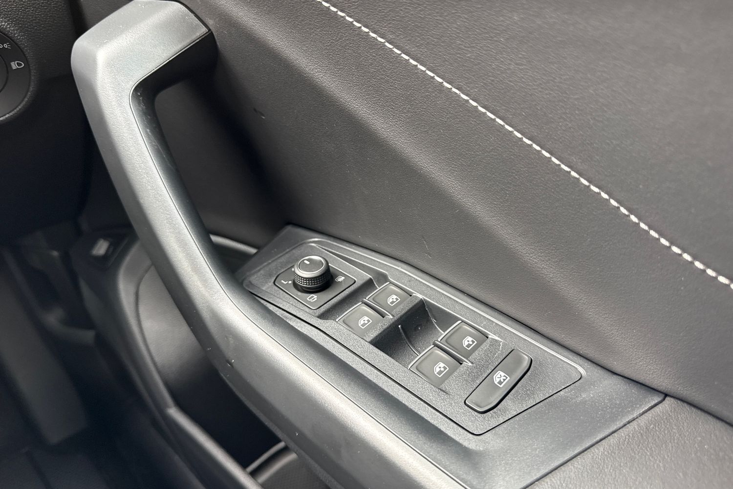 Used Volkswagen T-Roc 2025 for sale - 76300380: Photo 20