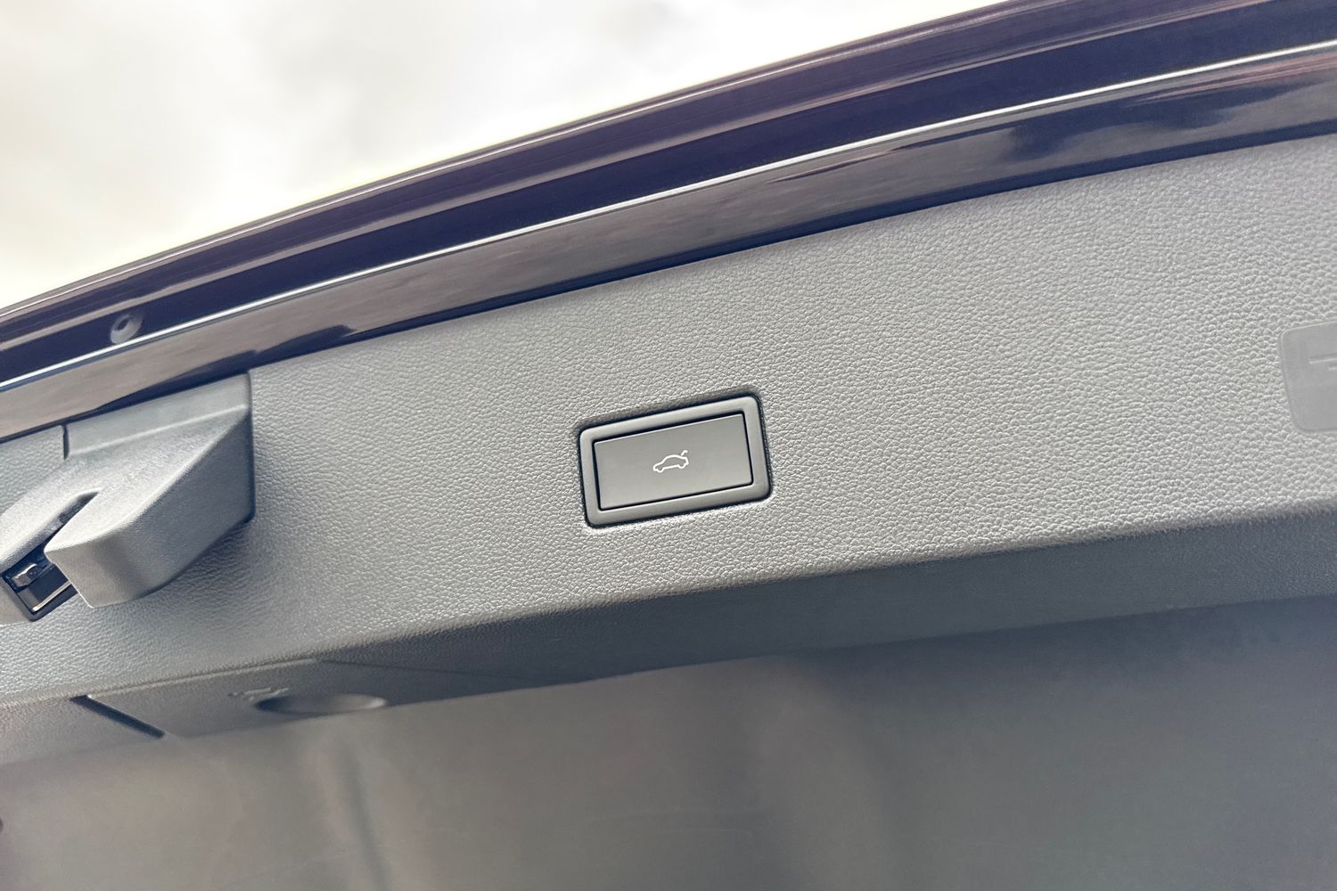 Used Volkswagen T-Roc 2025 for sale - 76300380: Photo 36