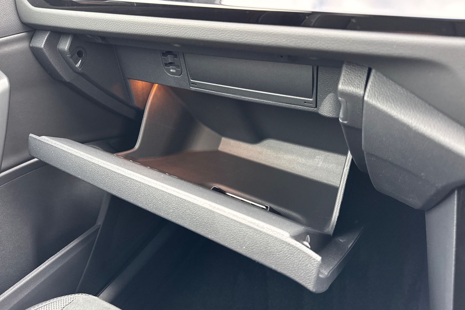 Used Volkswagen T-Roc 2025 for sale - 76300380: Photo 42