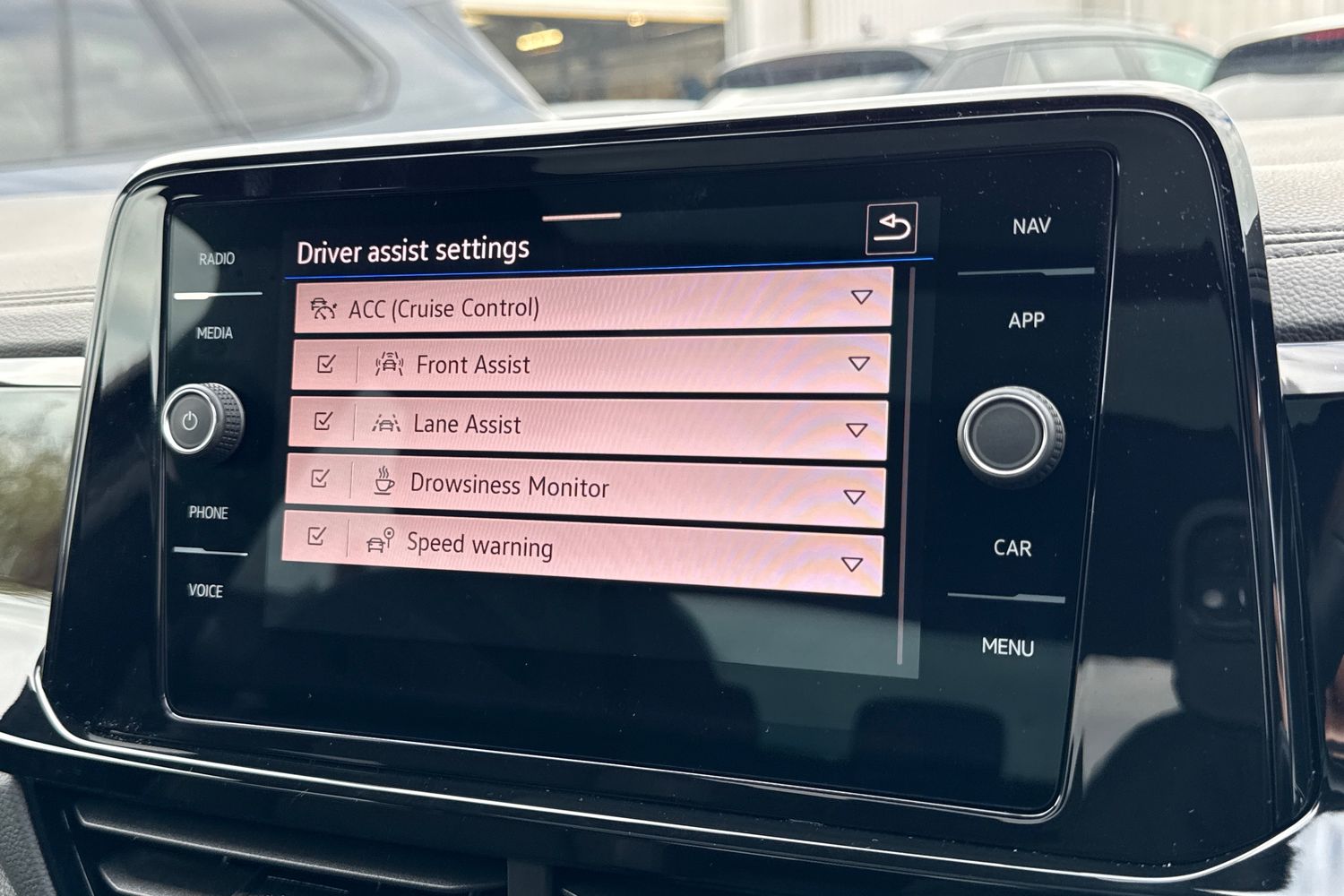 Used Volkswagen T-Roc 2025 for sale - 76300380: Photo 53