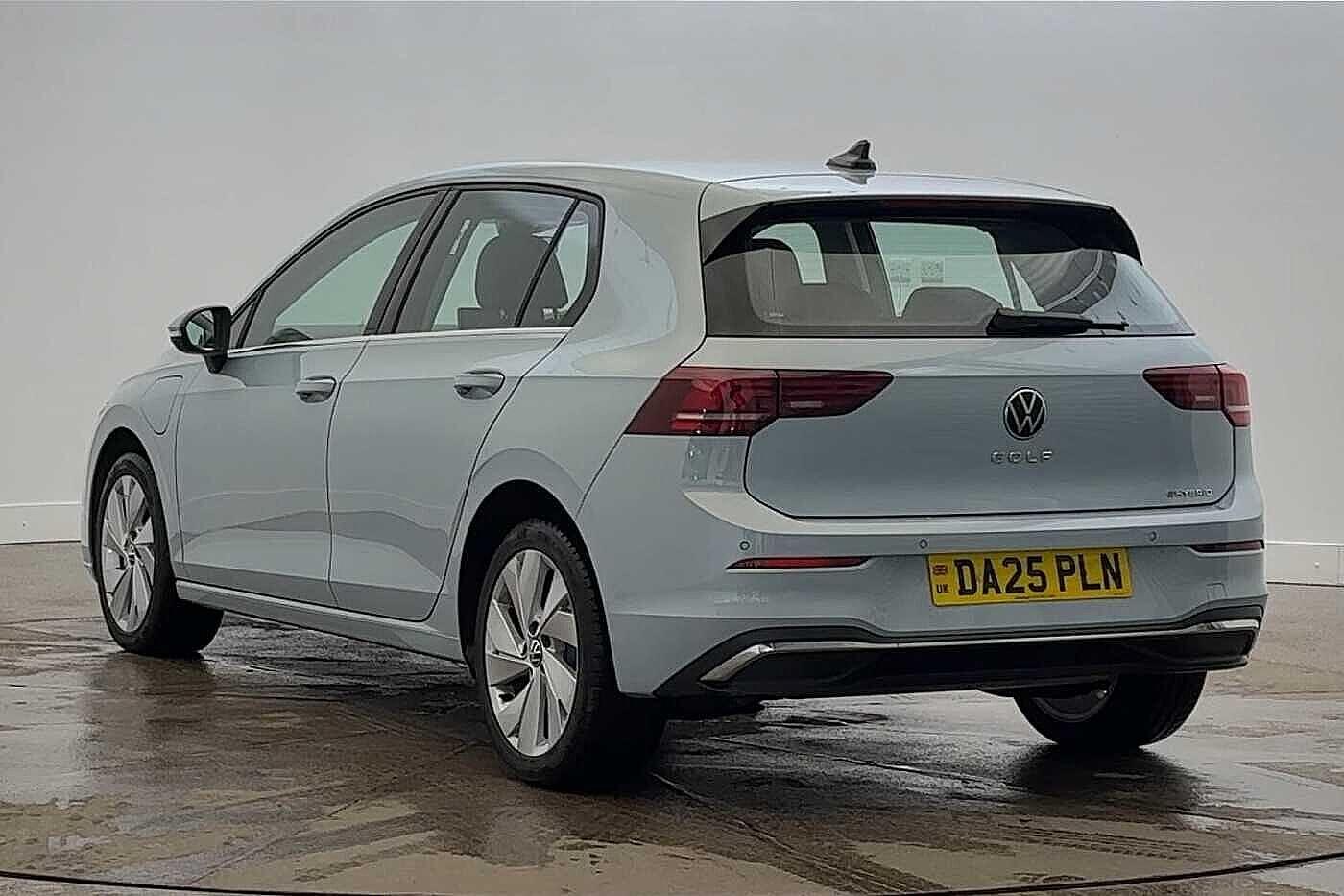 Used Volkswagen Golf 2025 for sale - 76805251: Photo 3