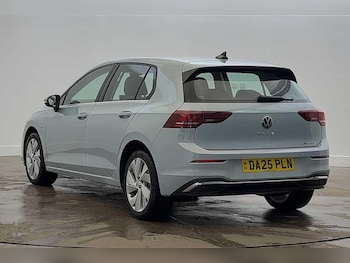 Used Volkswagen Golf 2025 for sale - 76805251: Photo