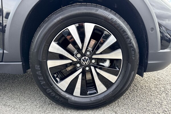 Used Volkswagen Taigo 2025 for sale - 75700823: Photo 9