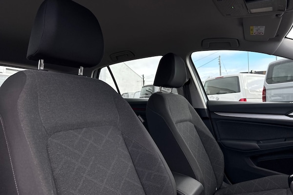 Used Volkswagen Golf 2022 for sale - 76182143: Photo 24
