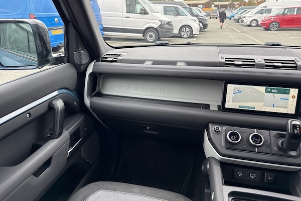 Used Land Rover Defender 2020 for sale - 76236829: Photo 19
