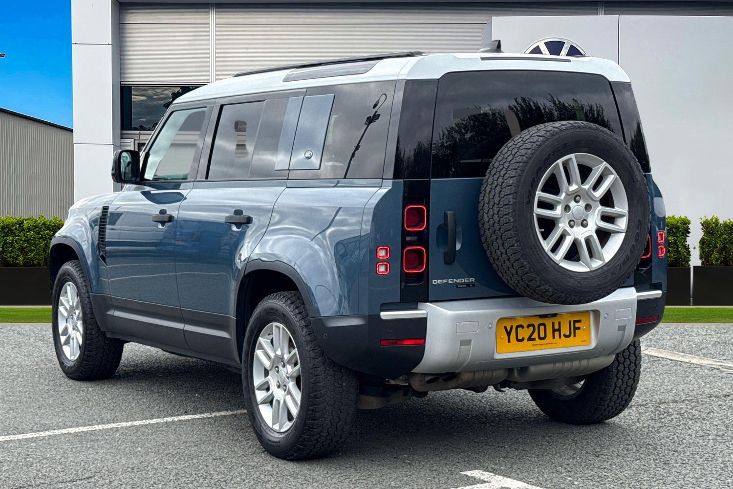 Used Land Rover Defender 110 2020 for sale - 76236829: Photo 2