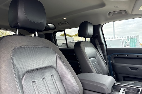 Used Land Rover Defender 2020 for sale - 76236829: Photo 23