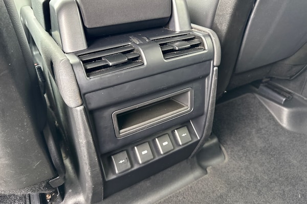 Used Land Rover Defender 2020 for sale - 76236829: Photo 33