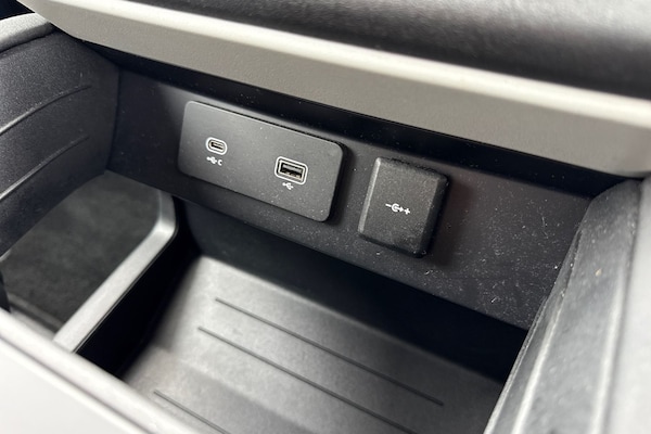 Used Land Rover Defender 2020 for sale - 76236829: Photo 36