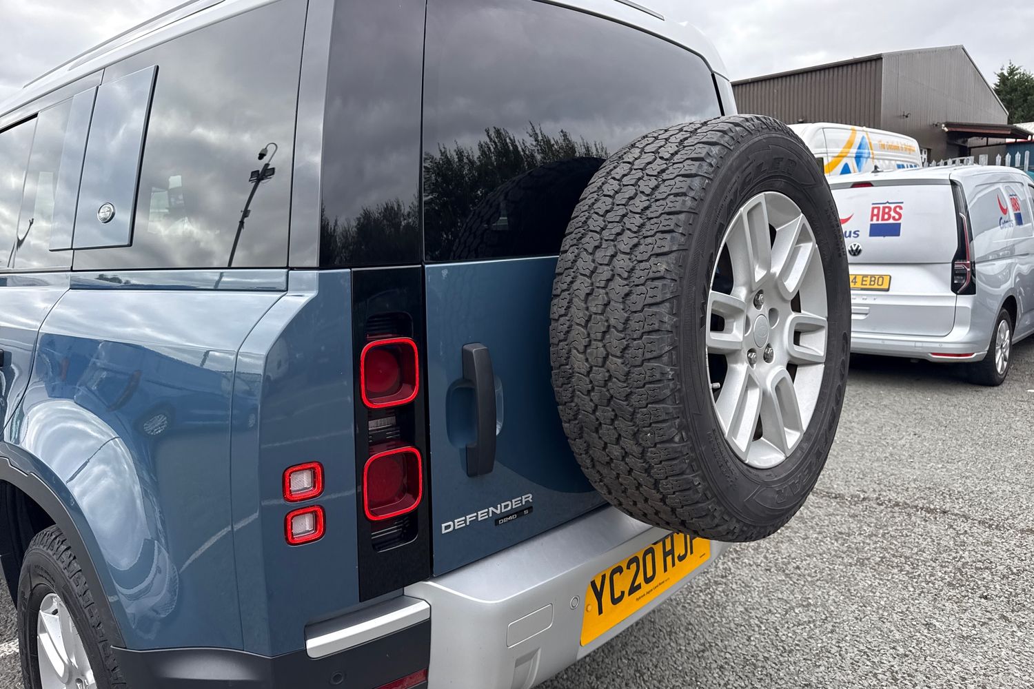 Used Land Rover Defender 110 2020 for sale - 76236829: Photo 8