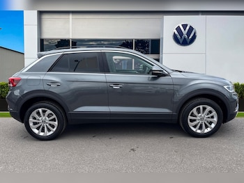 Used Volkswagen T-Roc 2025 for sale - 75785880: Photo