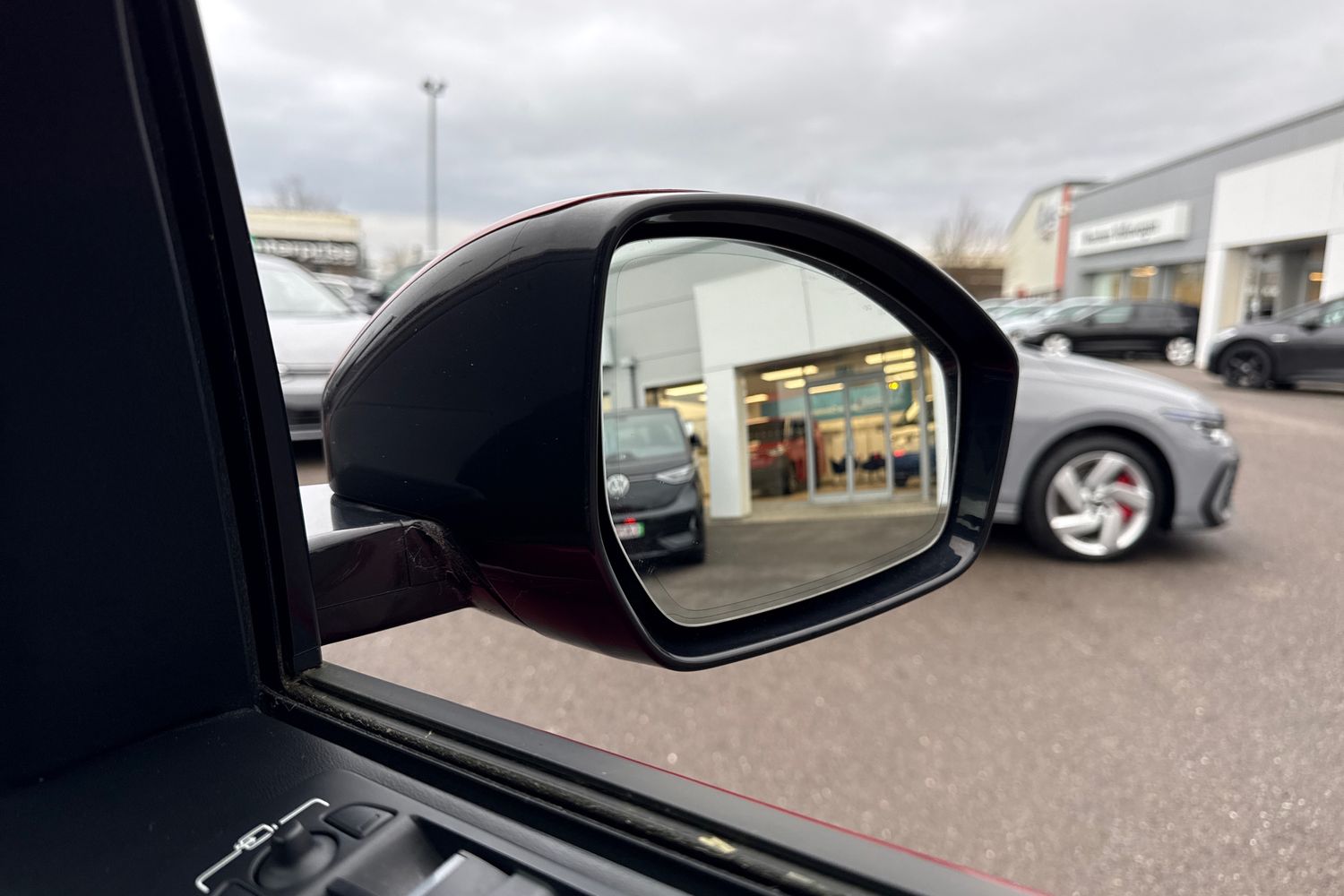 Used Land Rover Discovery Sport 2020 for sale - 77270509: Photo 41