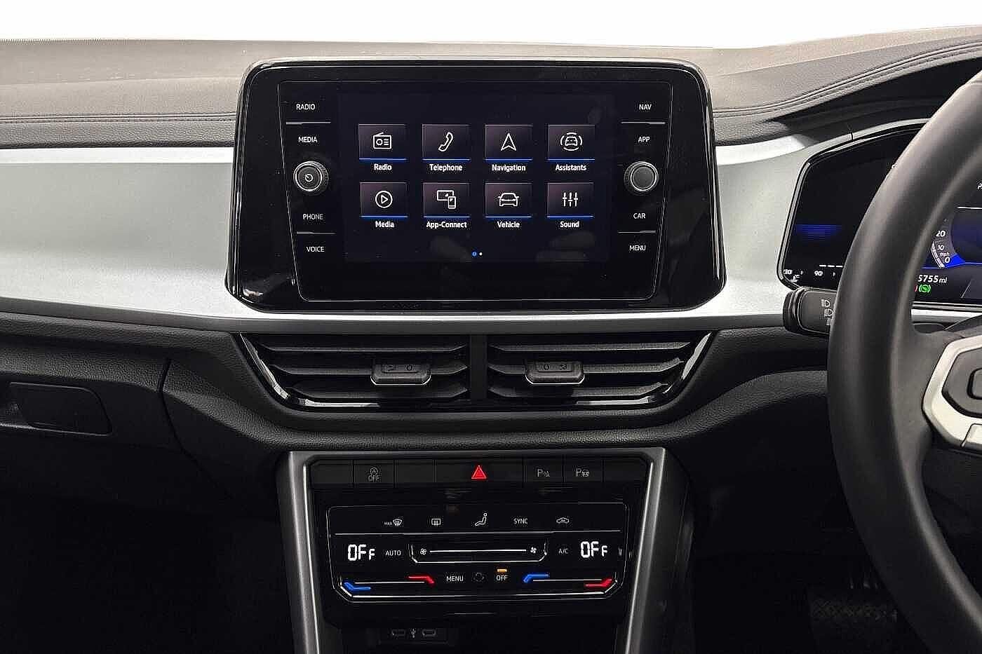 Used Volkswagen T-Roc 2025 for sale - 77747690: Photo 12