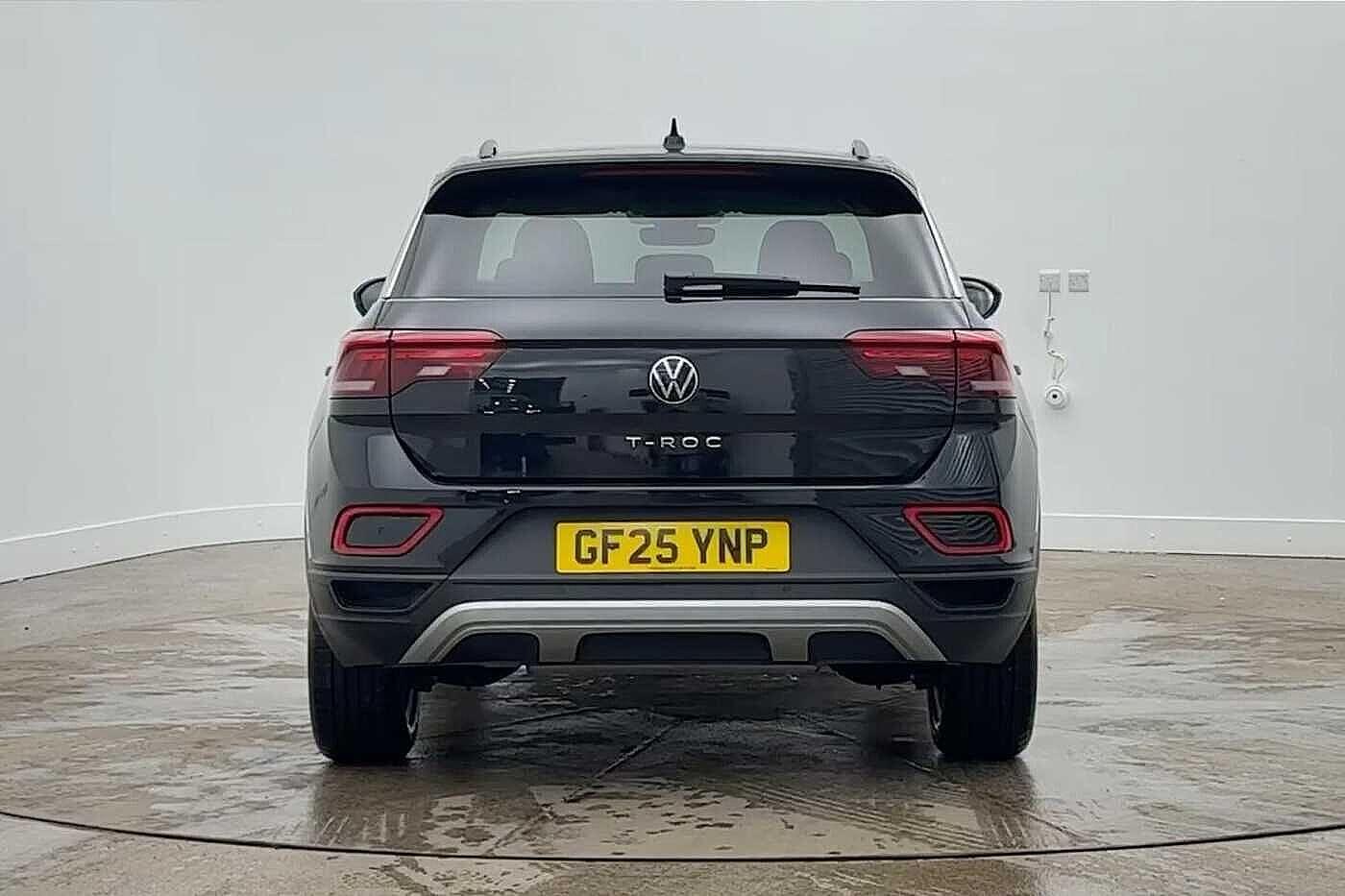 Used Volkswagen T-Roc 2025 for sale - 77747690: Photo 8