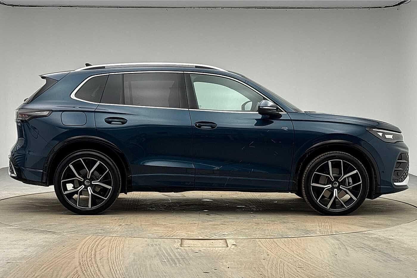 Used Volkswagen Tiguan 2025 for sale - 77976173: Photo 4