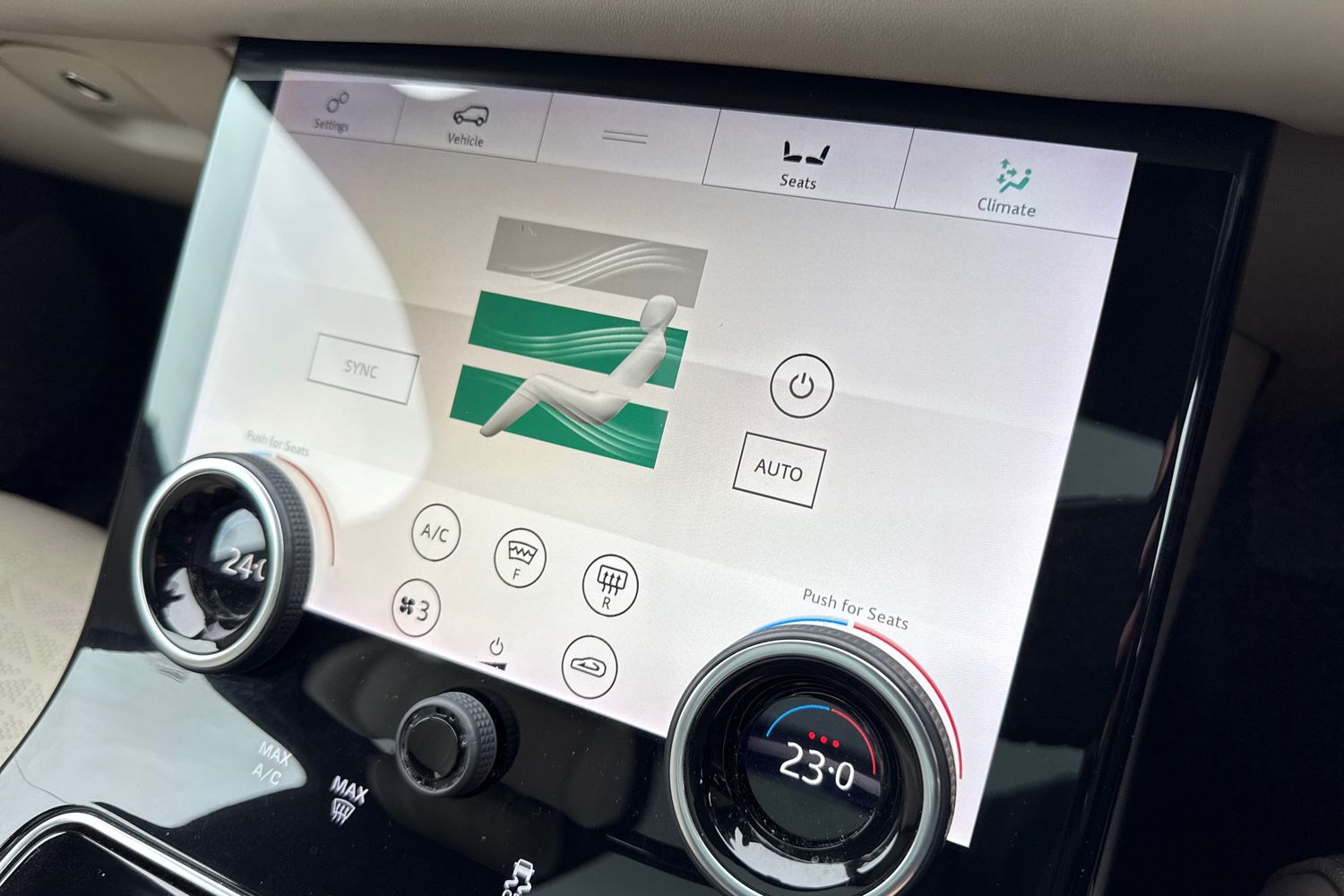 Used Land Rover Range Rover Velar 2019 for sale - 76469269: Photo 22