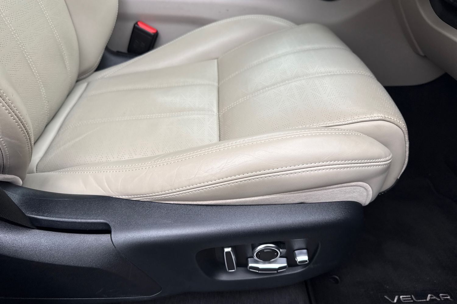 Used Land Rover Range Rover Velar 2019 for sale - 76469269: Photo 39