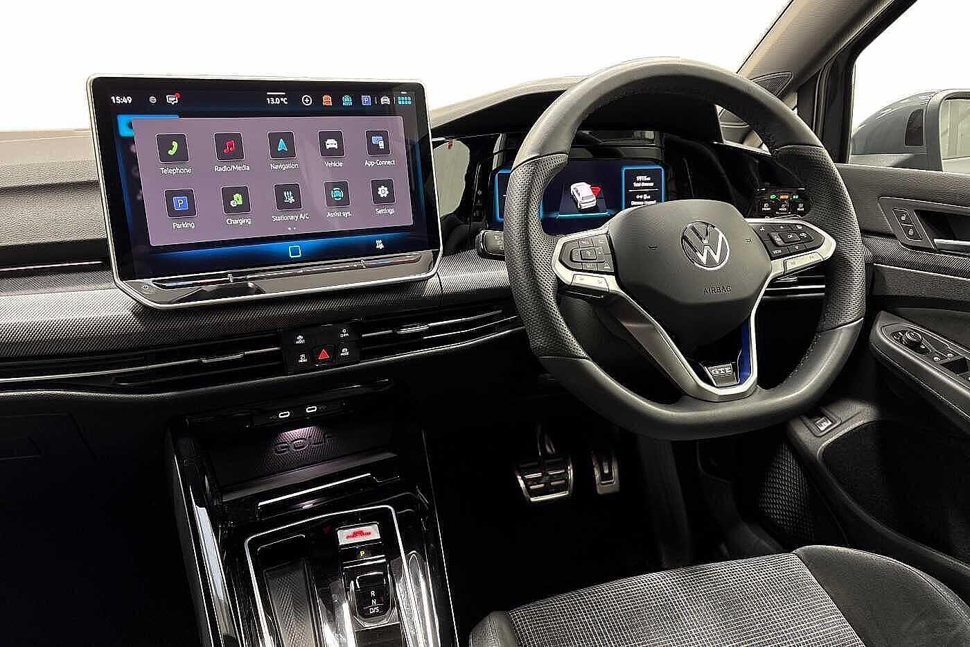 Used Volkswagen Golf 2025 for sale - 76395413: Photo 2