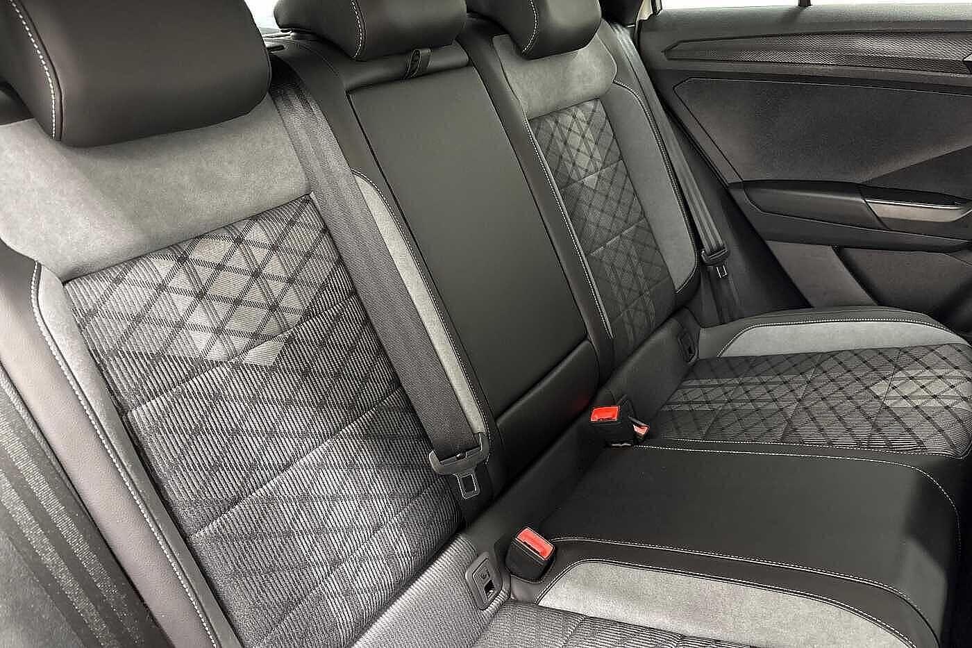 Used Volkswagen T-Roc 2025 for sale - 76697650: Photo 10