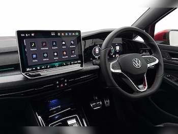 Used Volkswagen Golf 2025 for sale - 77890636: Photo