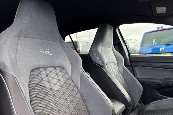 Used Volkswagen Golf 2023 for sale - 76182172: Photo 24