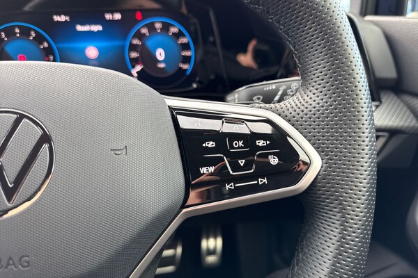 Used Volkswagen Golf 2023 for sale - 76182172: Photo 45