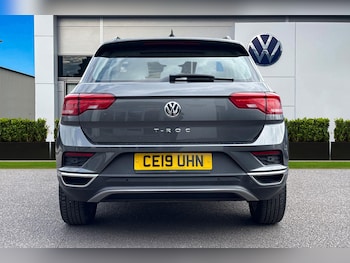Used Volkswagen T-Roc 2019 for sale - 78964751: Photo