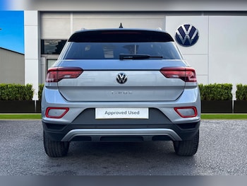 Used Volkswagen T-Roc 2025 for sale - 79099689: Photo