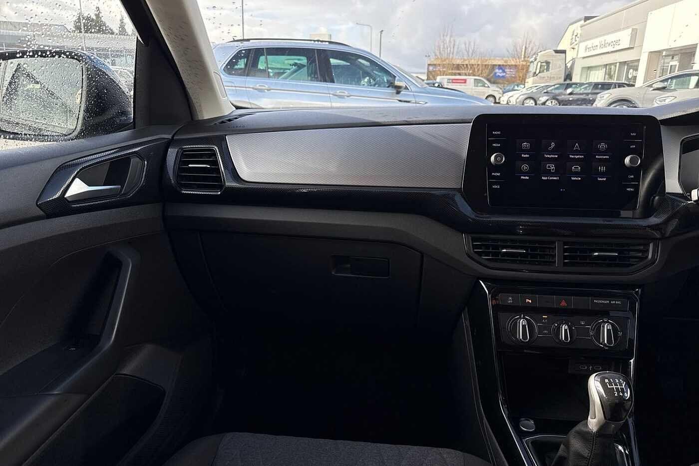 Used Volkswagen T-Cross 2024 for sale - 76395379: Photo 15