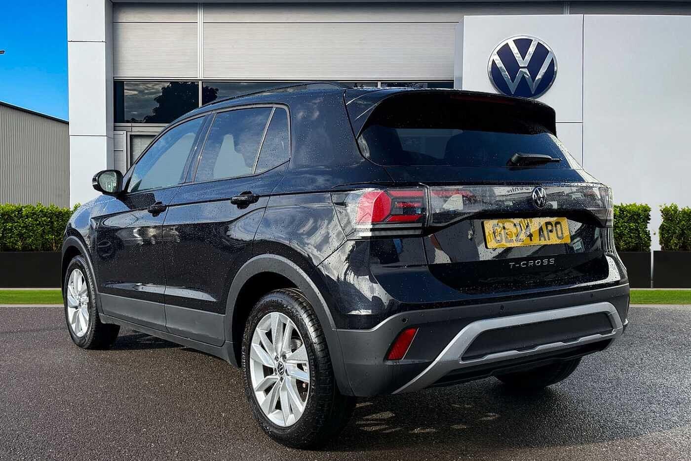 Used Volkswagen T-Cross 2024 for sale - 76395379: Photo 3