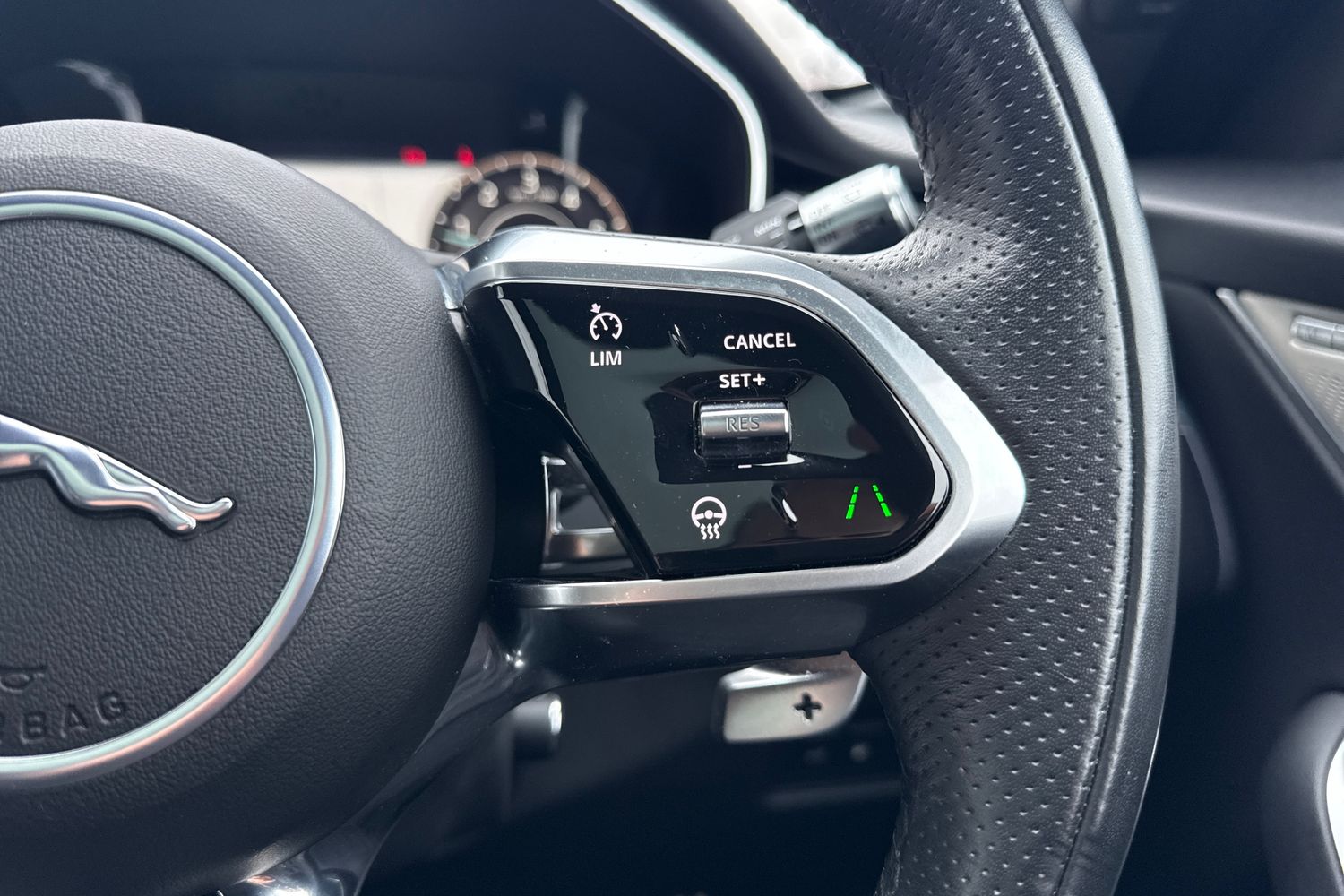 Used Jaguar F-Pace 2022 for sale - 77436020: Photo 48