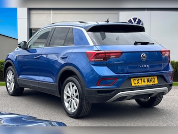 Used Volkswagen T-Roc 2024 for sale - 78484949: Photo
