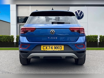 Used Volkswagen T-Roc 2024 for sale - 78484949: Photo