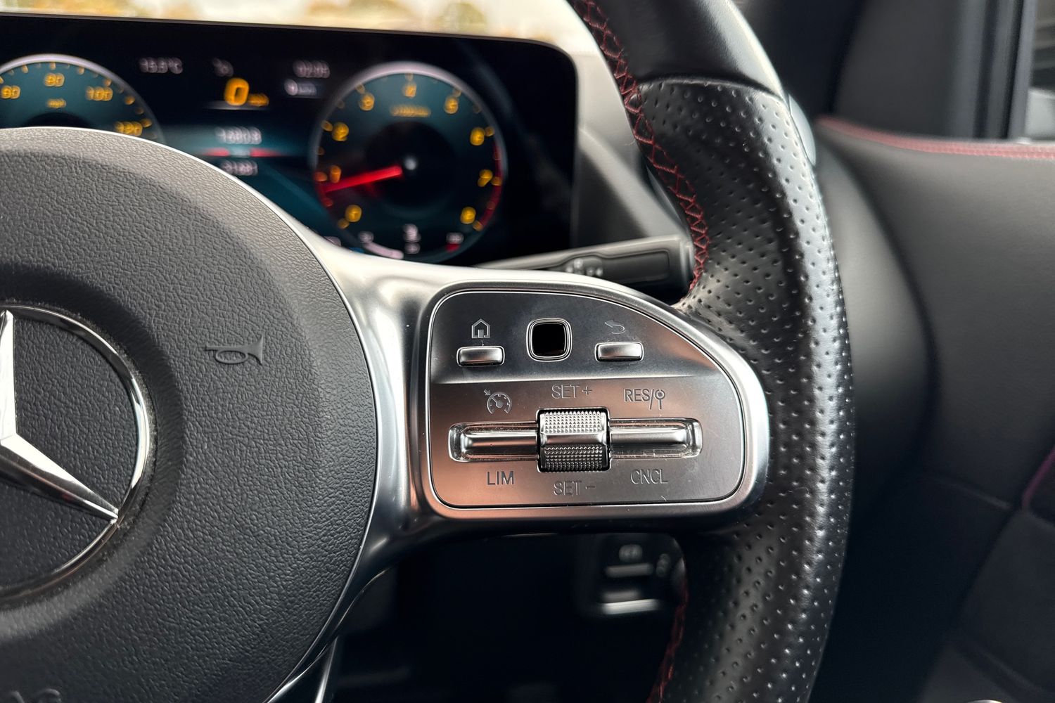 Used Mercedes-Benz GLA 2022 for sale - 76460952: Photo 44