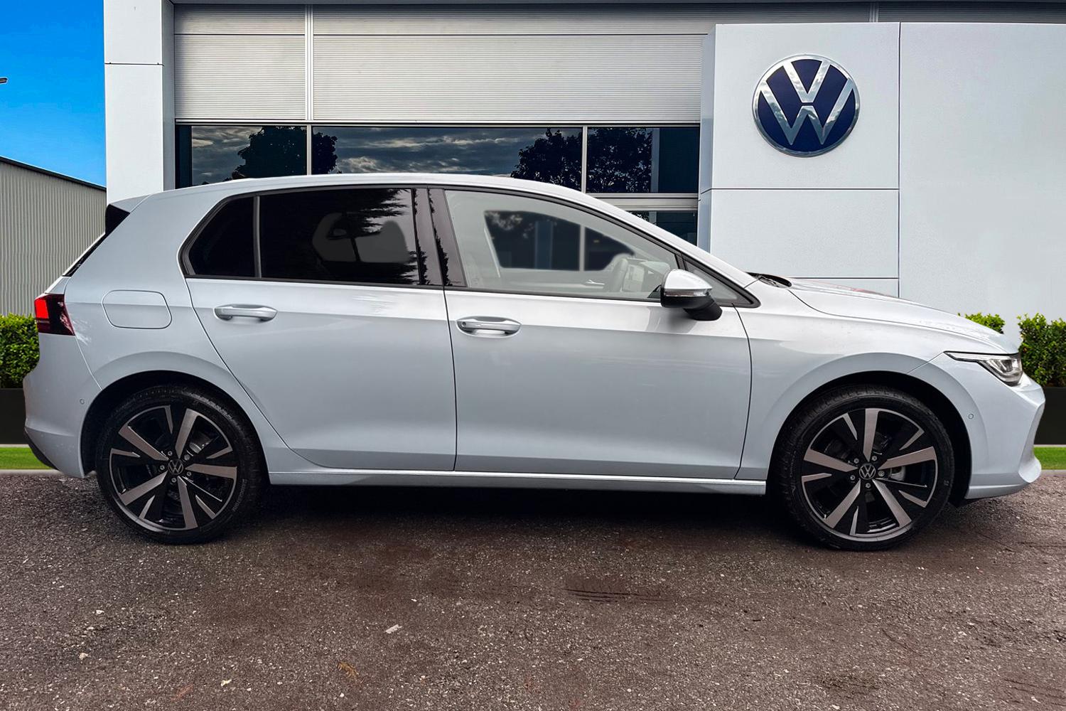 Used Volkswagen Golf 2026 for sale - 78189691: Photo 3