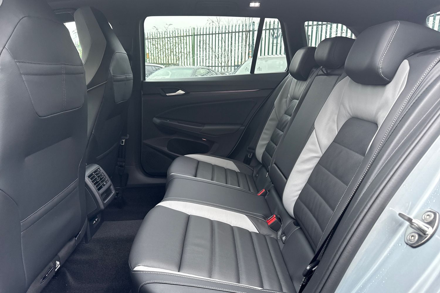 Used Volkswagen Golf 2025 for sale - 77037317: Photo 35