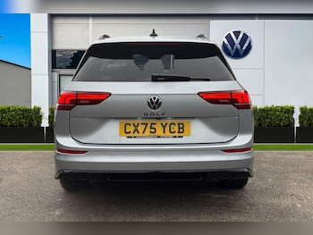 Used Volkswagen Golf 2025 for sale - 77037317: Photo