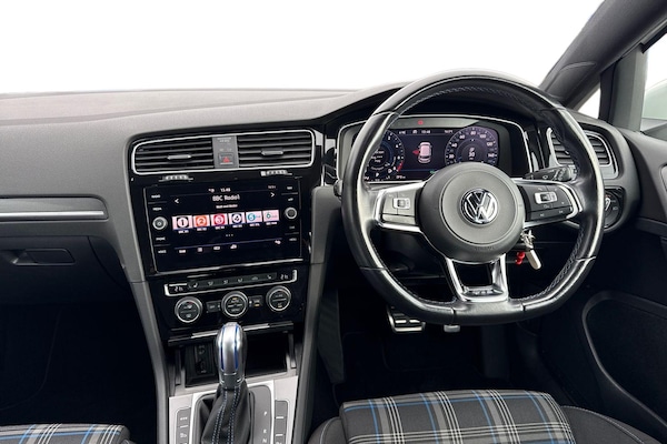 Used Volkswagen Golf 2017 for sale - 76148942: Photo 18