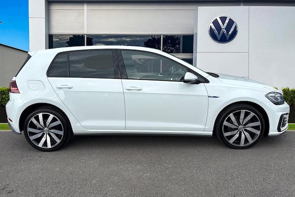 Used Volkswagen Golf 2017 for sale - 76148942: Photo 3