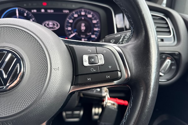 Used Volkswagen Golf 2017 for sale - 76148942: Photo 46
