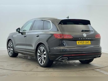 Used Volkswagen Touareg 2019 for sale - 77593608: Photo