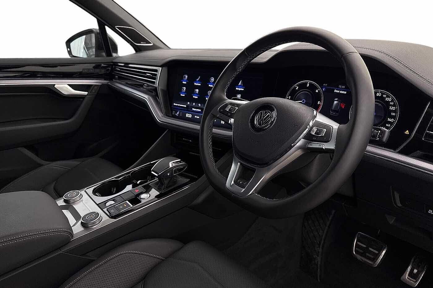 Used Volkswagen Touareg 2019 for sale - 77593608: Photo 6